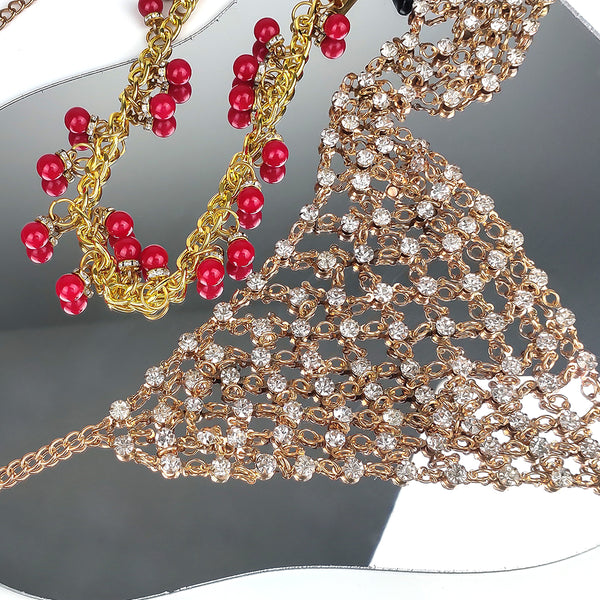 Maillot de bain creux en strass doré avec pinces à tétons 