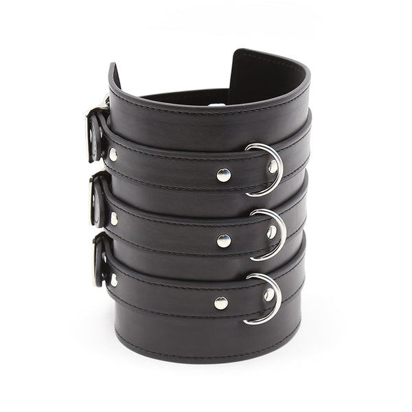 PU Wrist Restraints With Metal Accessories