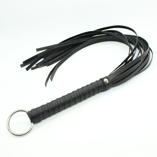 Flogger BDSM en cuir pour le plaisir sexuel des couples