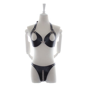 Soutien-gorge ouvert et culotte en cuir émaillé SM