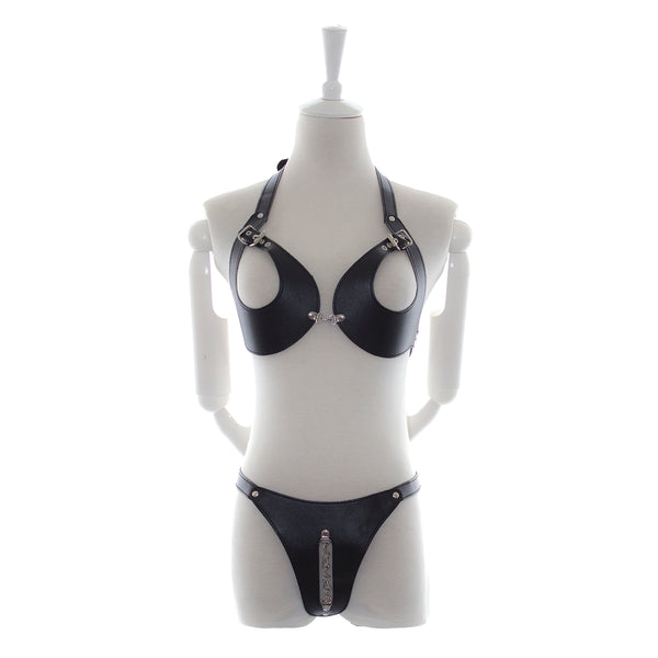 Soutien-gorge ouvert et culotte en cuir émaillé SM