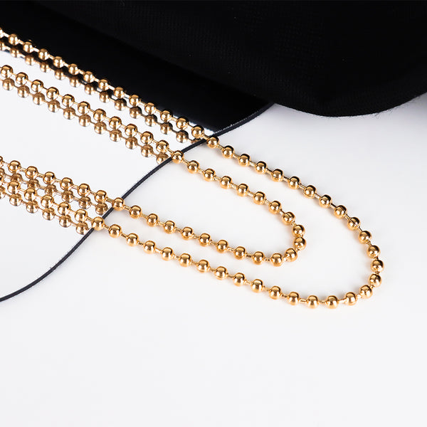 Colliers, bracelets et bracelets de cheville avec colliers et accessoires sexuels 