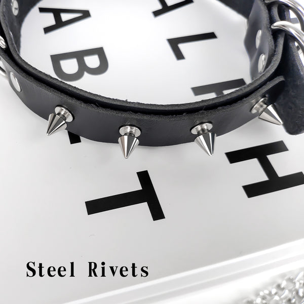 Collier de bondage avec rivets en acier pour jeux BDSM 
