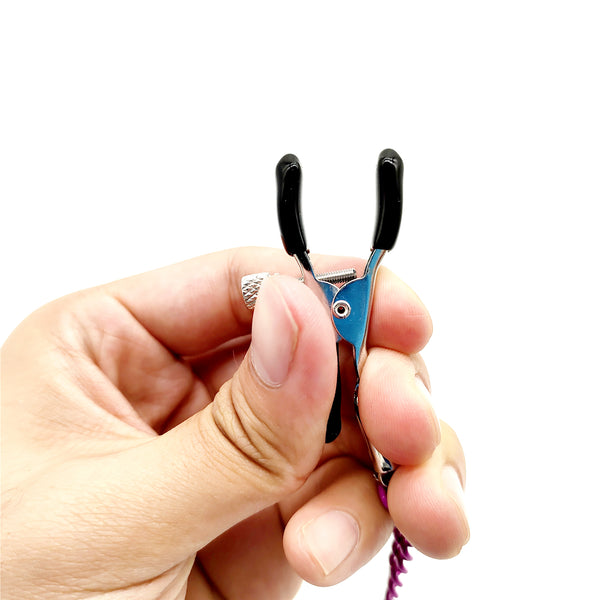 紫色のチェーン付きニップルクランプ