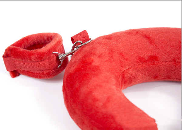 Harnais de cou rembourré de retenue BDSM avec menottes et menottes aux chevilles
