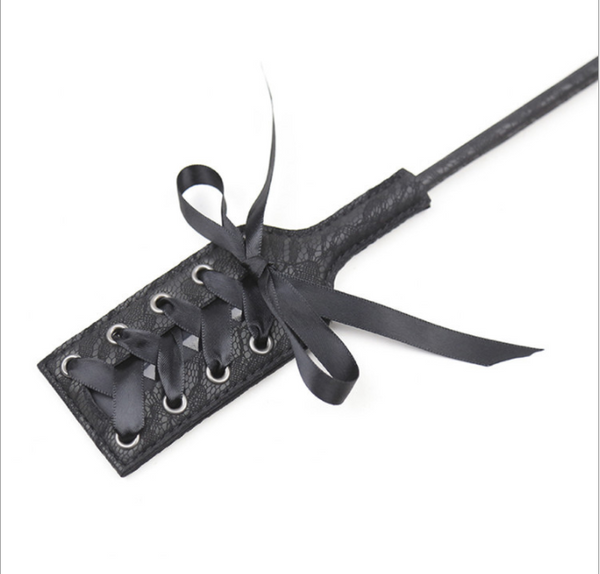 Pagaie de fessée BDSM à deux têtes avec plumes et chatouillement 
