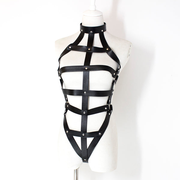 Lingerie Turtleback en cuir émaillé SM Play