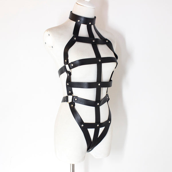 Lingerie Turtleback en cuir émaillé SM Play