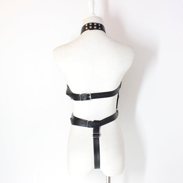 Lingerie Turtleback en cuir émaillé SM Play