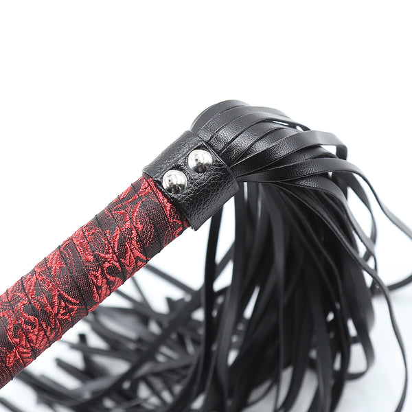 Fouet en PU de 44 cm pour jeux BDSM en couple