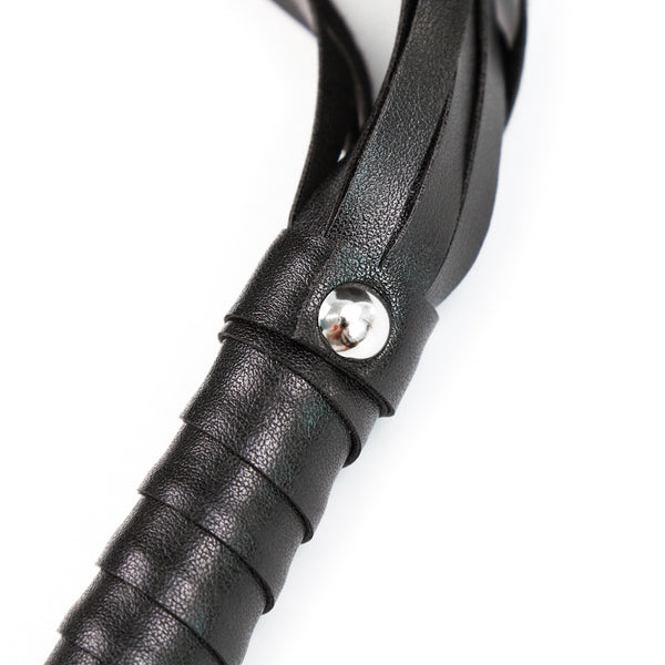 Flogger BDSM avec petite queue souple pour couples