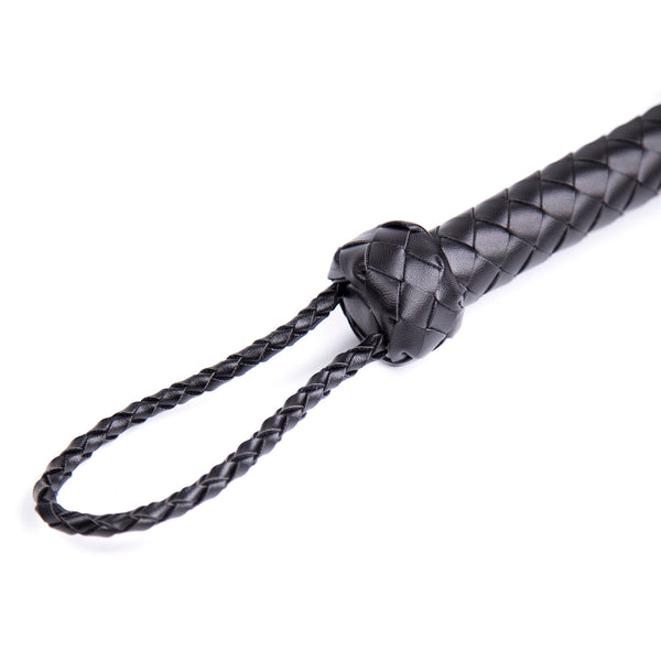 Flogger en cuir pour jeu BDSM