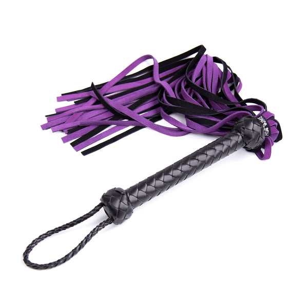 Flogger en cuir pour jeu BDSM